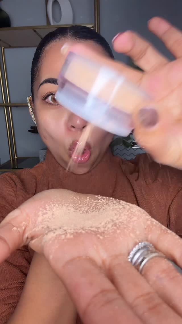 Instagram post by @kripapateljoshi_official for bareMinerals. Caption reads: @bareminerals I love this Original mineral....