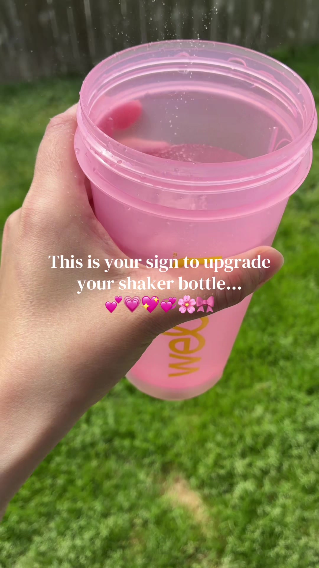 TikTok post by @nicole_d_sahm for Wellah Nutrition. Caption reads: LOVE 💗 #shakerbottle #wellah #wellahnutrition....