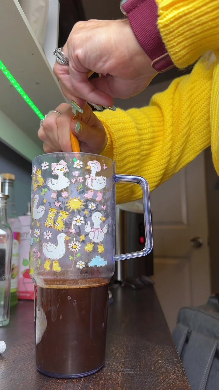 TikTok post by @jolene_vsg_bestie for Better Alt. Caption reads: [...] #coffeetok #tiktokshopspringglowup @Better....