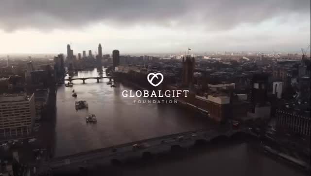 Instagram post by @emilia_clarke for Alexander McQueen. Caption reads: I have never been so grateful for hair and makeup....