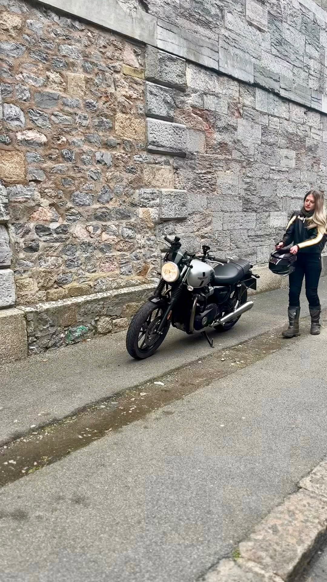 Instagram post by @streettwinkim for LITELOK. Caption reads: @litelokmoto Have been kind enough to send me one....