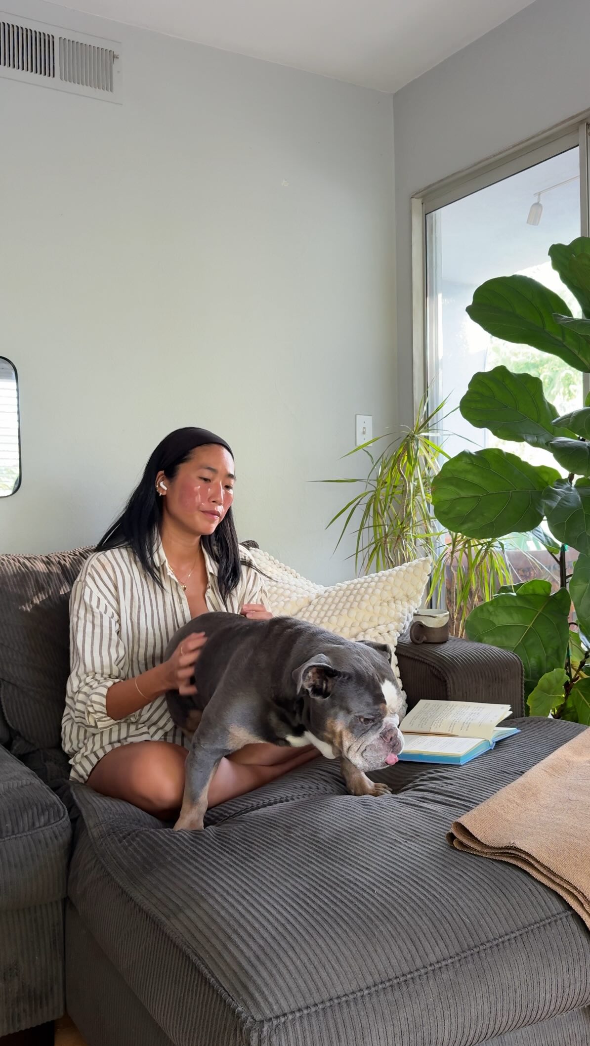 Instagram post by @jus_vera for Karuna Skin. Caption reads: upgraded morning ritual with @karunaskin ✨

these....