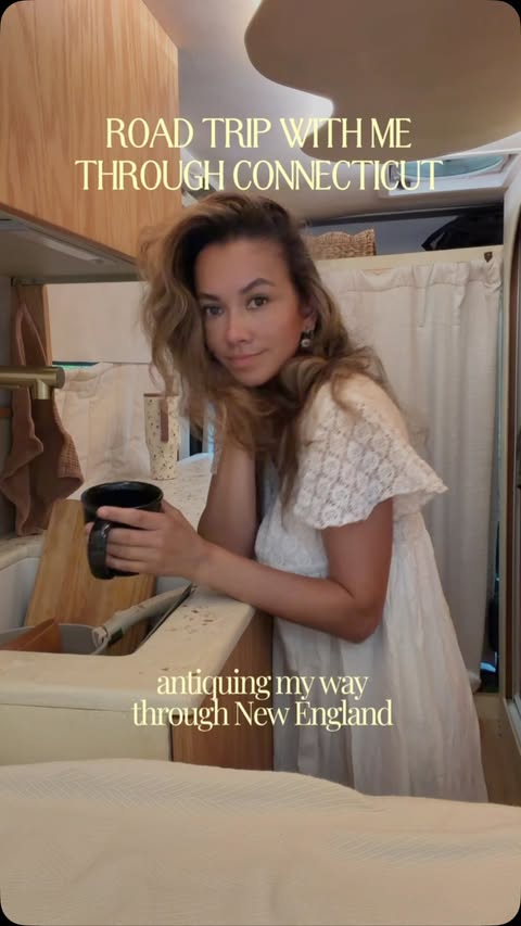 Instagram post by @annnsvan for MUD/WTR. Caption reads: [...] morning and kept going. Made my @drinkmudwtr....