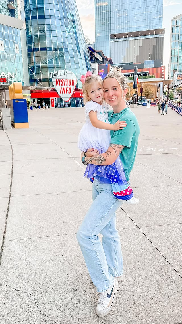 Instagram post by @itsbrookehall for Feld Entertainment. Caption reads: [...] incredible show @disneyonice &....