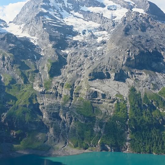 Instagram post by @hikingswiss_andmore for CLIF BAR. Caption reads: Day 12🥾⛰️ Details below⬇️
➡️ Blüemlisalphütte ->....