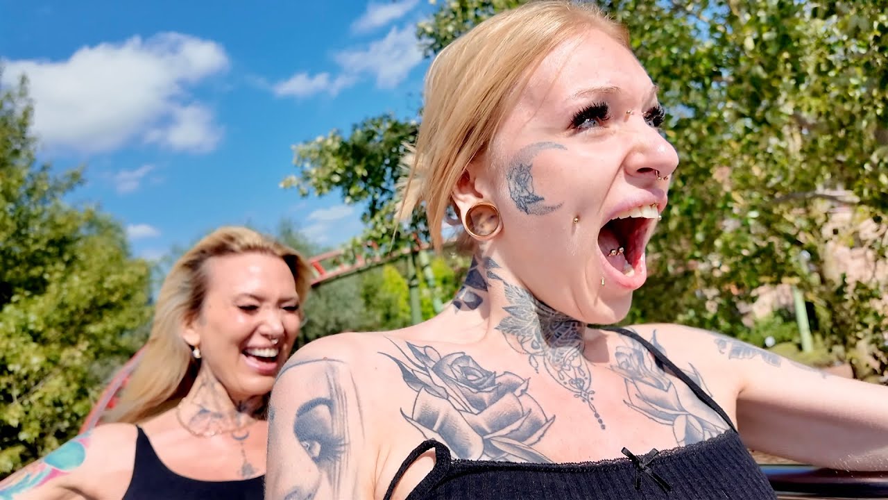 YouTube post by @Die_Ritzkes for FlexiSpot. Caption reads: THAT is supposed to be for children?!.