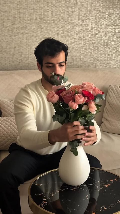 Instagram post by @sultanmusaedd for Jo Malone London. Caption reads: [...] elegance. 🌹
Available on @ounass....