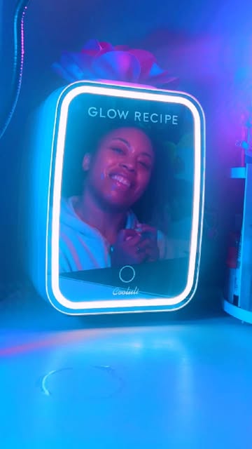 Instagram post by @jdavismoranti for Glow Recipe. Caption reads: [ad] @Glowrecipe Glowtini energy! Six [...].