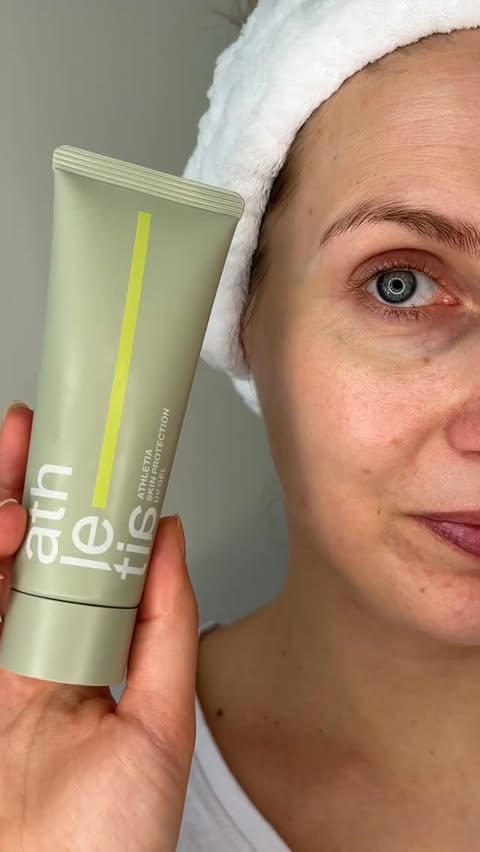 Instagram post by @get_beauty_with_me for Athletia. Caption reads: Athletia Skin Protection UV Gel ☀️ 88% naturally....