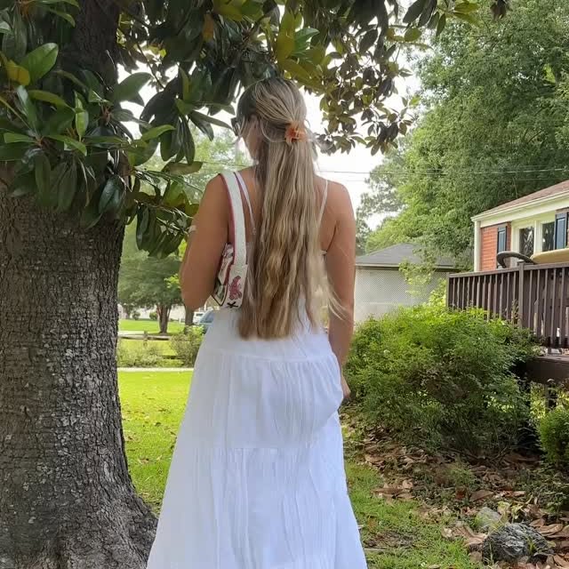 Instagram post by @natasha.burnz for American Tall. Caption reads: [...] want to emit this summer perfectly.....