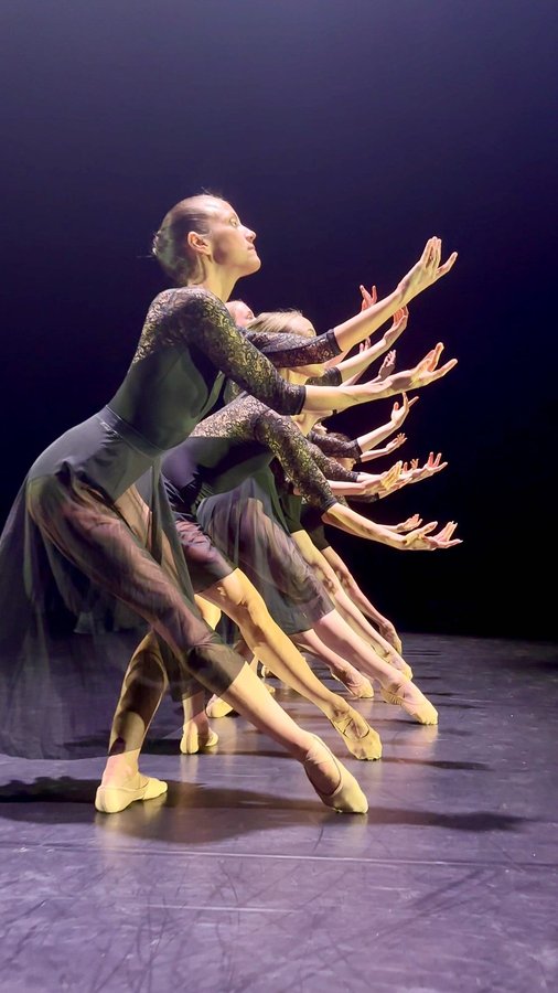 Instagram post by @kevin_jenkins_choreographer for Só Dança. Caption reads: I love working with @sodancausa! They are a....