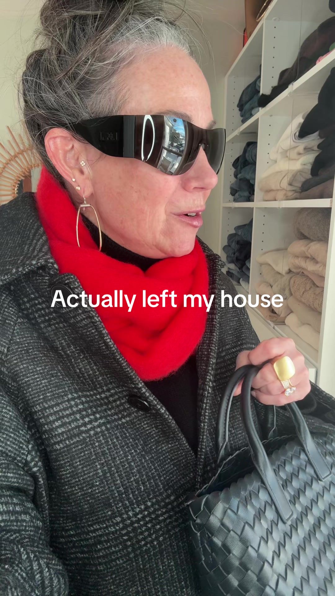 TikTok post by @aestheticaleestyled for DEZI. Caption reads: [...] cute and cozy is the vibe  @Old Navy @DEZI....