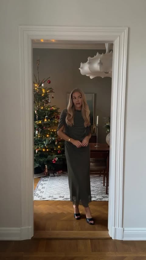 Instagram post by @mattssonmoa for Bubbleroom. Caption reads: [...] covered🎄7 of my favorite looks from....