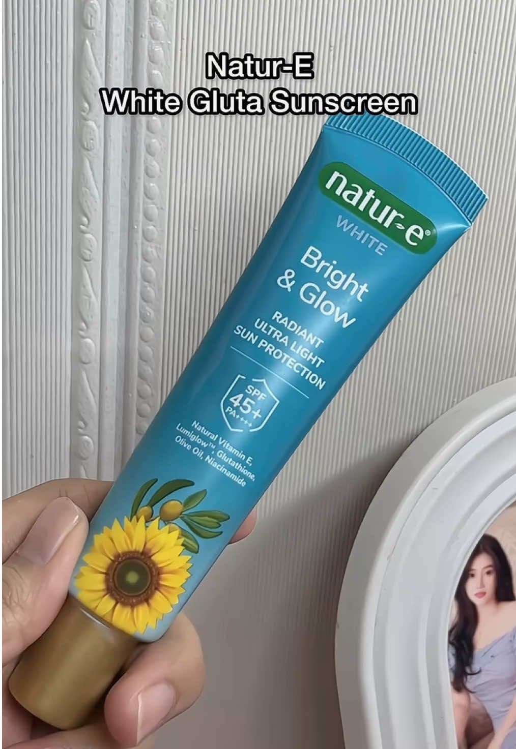 TikTok post by @march.kv for Natur-e. Caption reads: [...] nemu sunscreen yang tipe aku banget😭🤍....