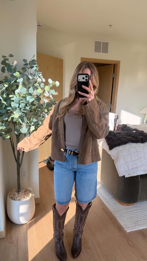 Instagram post by @ellie_teale for Aritzia. Caption reads: @aritzia spring haul 😍 what do we think of the....
