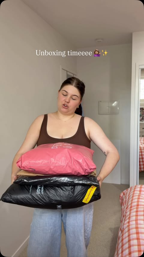 Instagram post by @talia.lundin for Petal & Pup. Caption reads: Unboxing timeeeee ✨ Brands: @petalandpup....