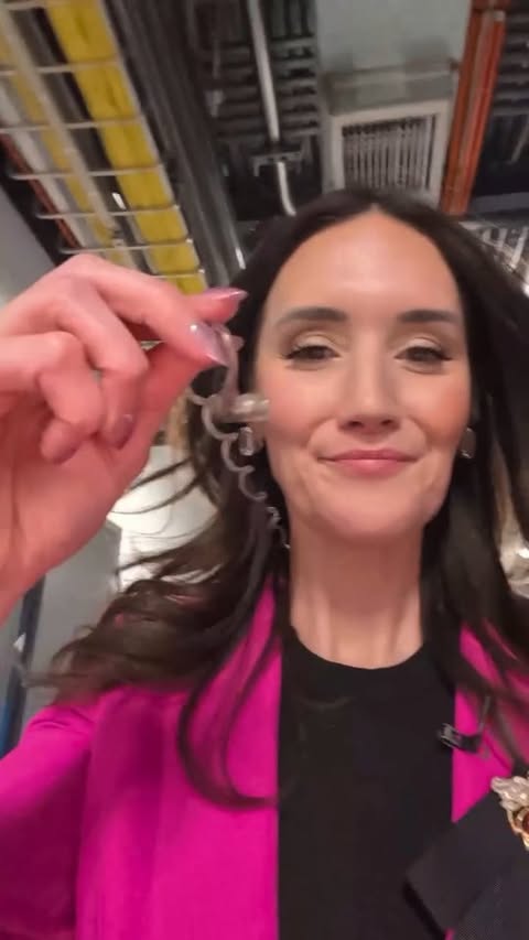 Instagram post by @countessofshopping for LMNT. Caption reads: 🍹Go to DrinkLMNT.com/QUEEN to get your free....