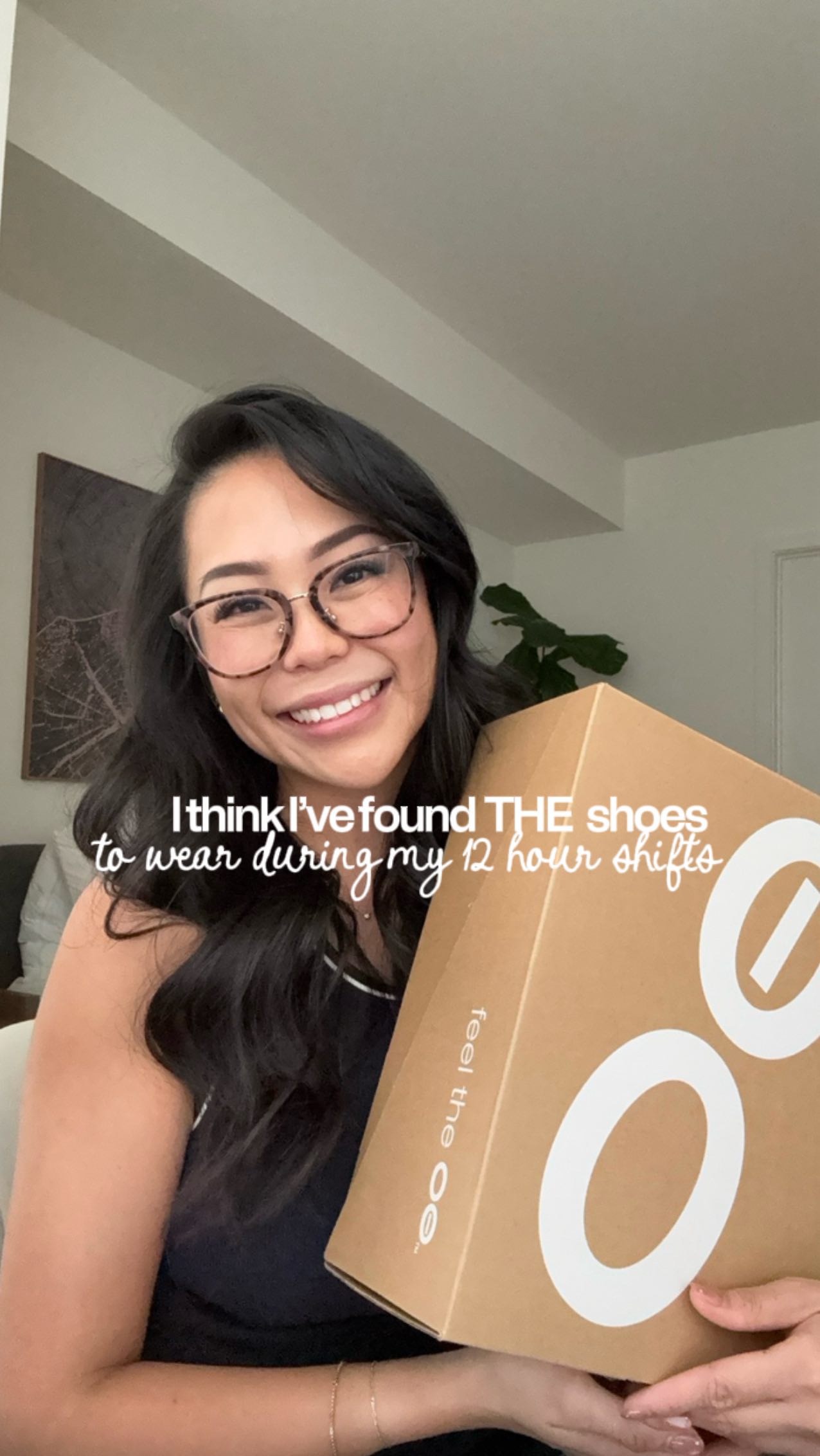 Instagram post by @geezelouiseeeee for OOFOS. Caption reads: I think I’ve found my favorite pair of shoes to....