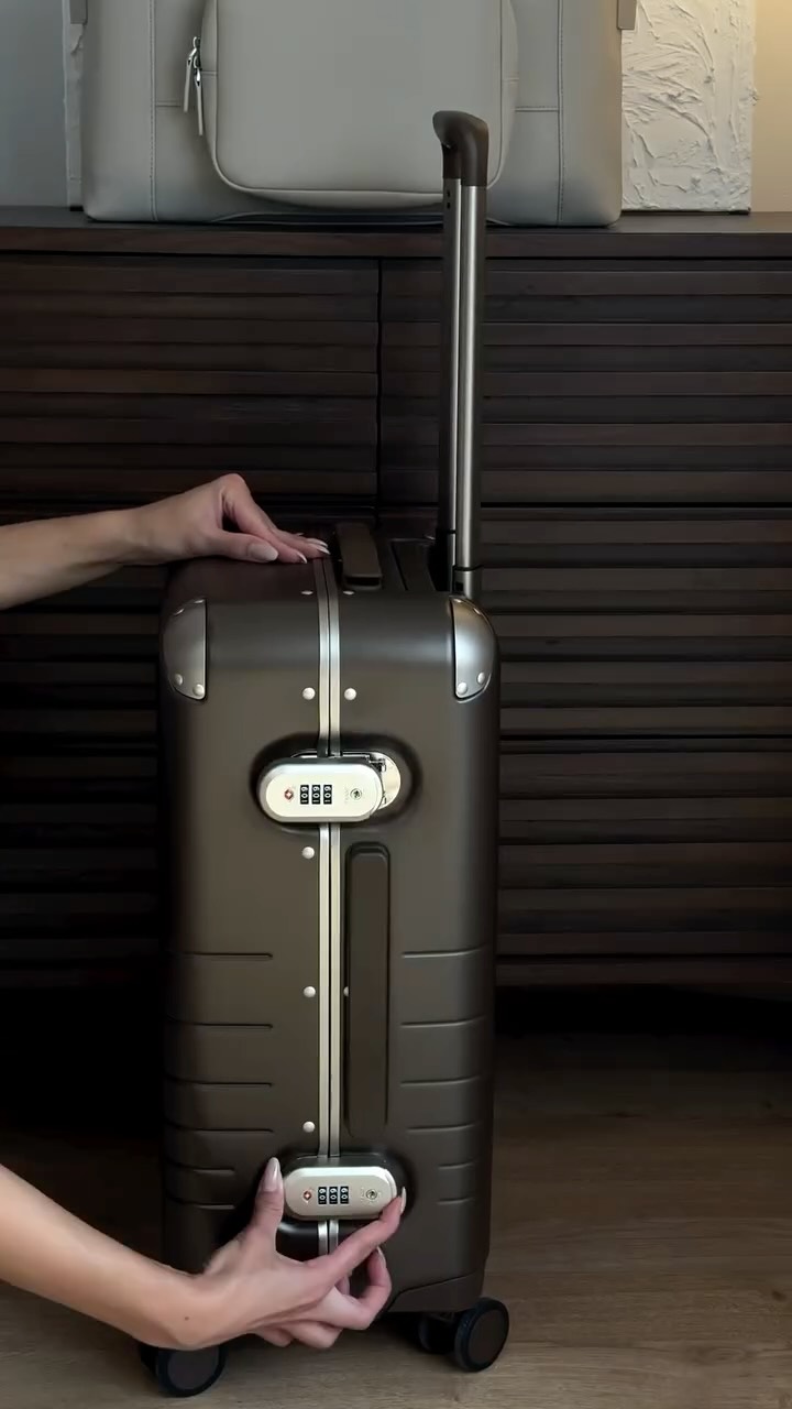 Instagram post by @desislava.iliykova for Monos. Caption reads: ASMR Pack with me for Greece with @monostravel....