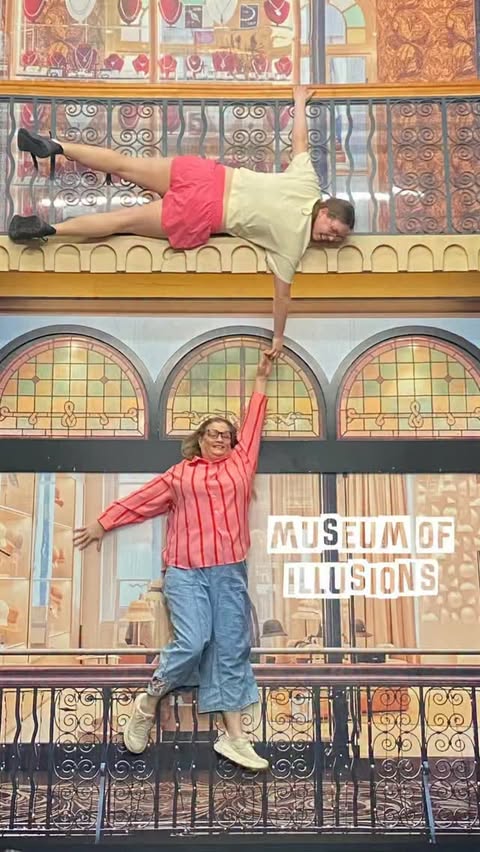 Instagram post by @sydneyfoodbites for Museum of Illusions. Caption reads: [...] illusions we experienced at the Museum of....
