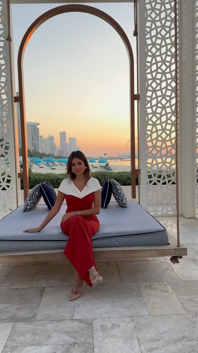 Instagram post by @sara__murad for Majid Al Futtaim. Caption reads: [...] 32 in @tilalalghaf community by....