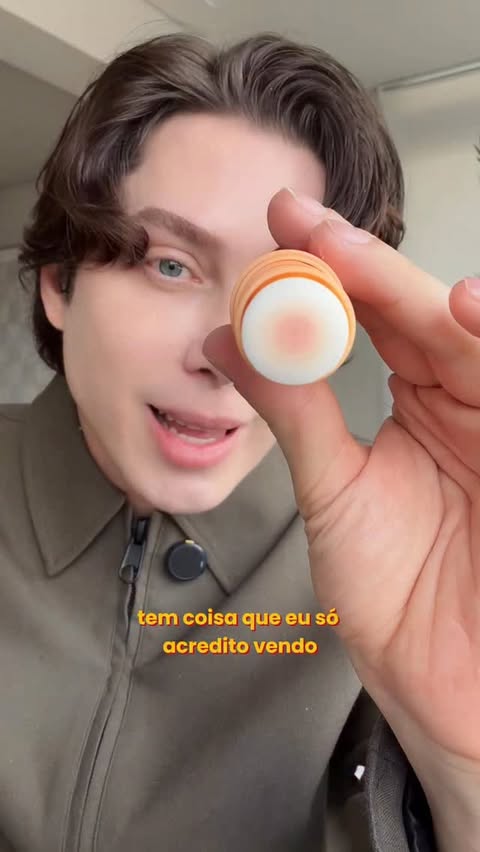 Instagram post by @jardeledebran for sallve. Caption reads: A Sallve simplesmente reinventou a forma [...].