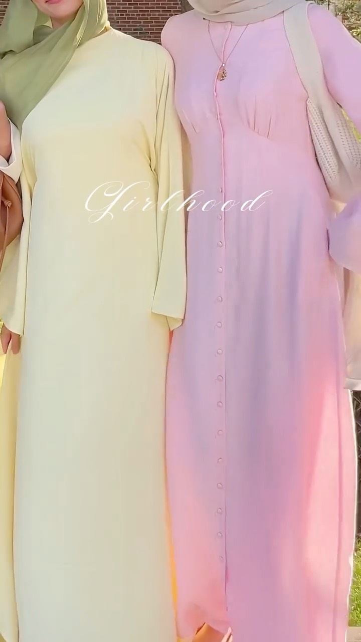 Instagram post by @hijabioffthegrid for Veiled. Caption reads: [...] stay together 🤍 All our looks are from....