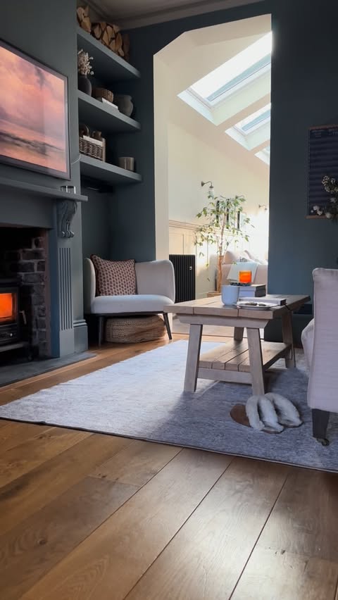 Instagram post by @1894home for Kukoon Rugs. Caption reads: ad We all bring the Christmas bits out at this....