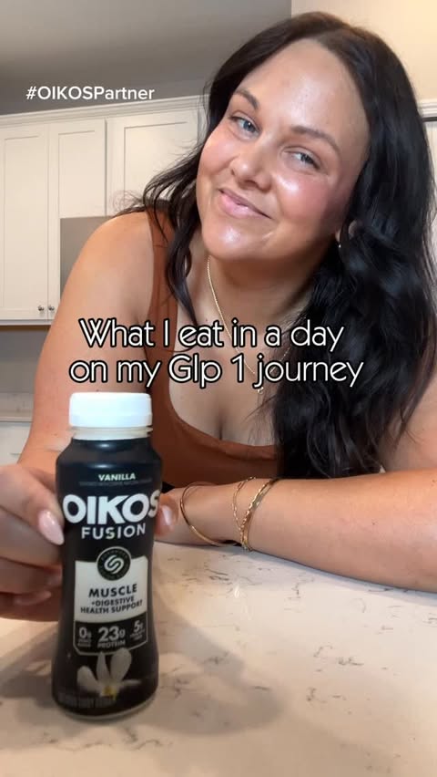 Instagram post by @shannon.nicolewilliams for Oikos Cooperação e Desenvolvimento. Caption reads: #OIKOSPartner Focusing on small habits to get....