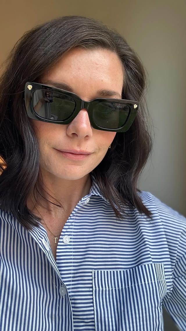 Instagram post by @ashlanamelia for Peepers. Caption reads: [...] pair on every day! I have been wearing....