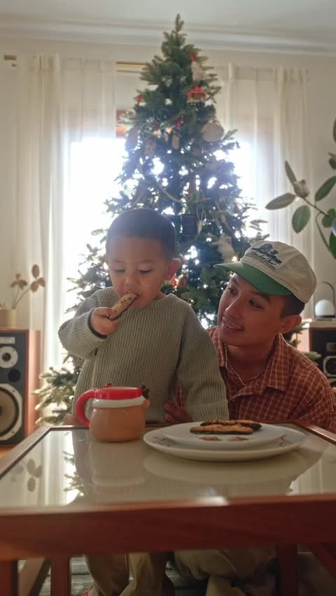 Instagram post by @ericallenluis for West Elm. Caption reads: officially ready for the holiday season thanks to....