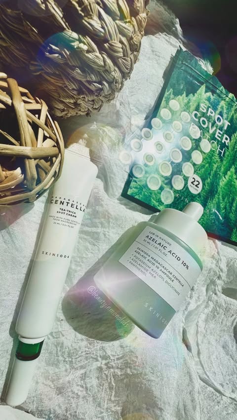 Instagram post by @beautyinmonolids for Bazzaal. Caption reads: [...] Tea Trica Routine 💚 @skin1004official....