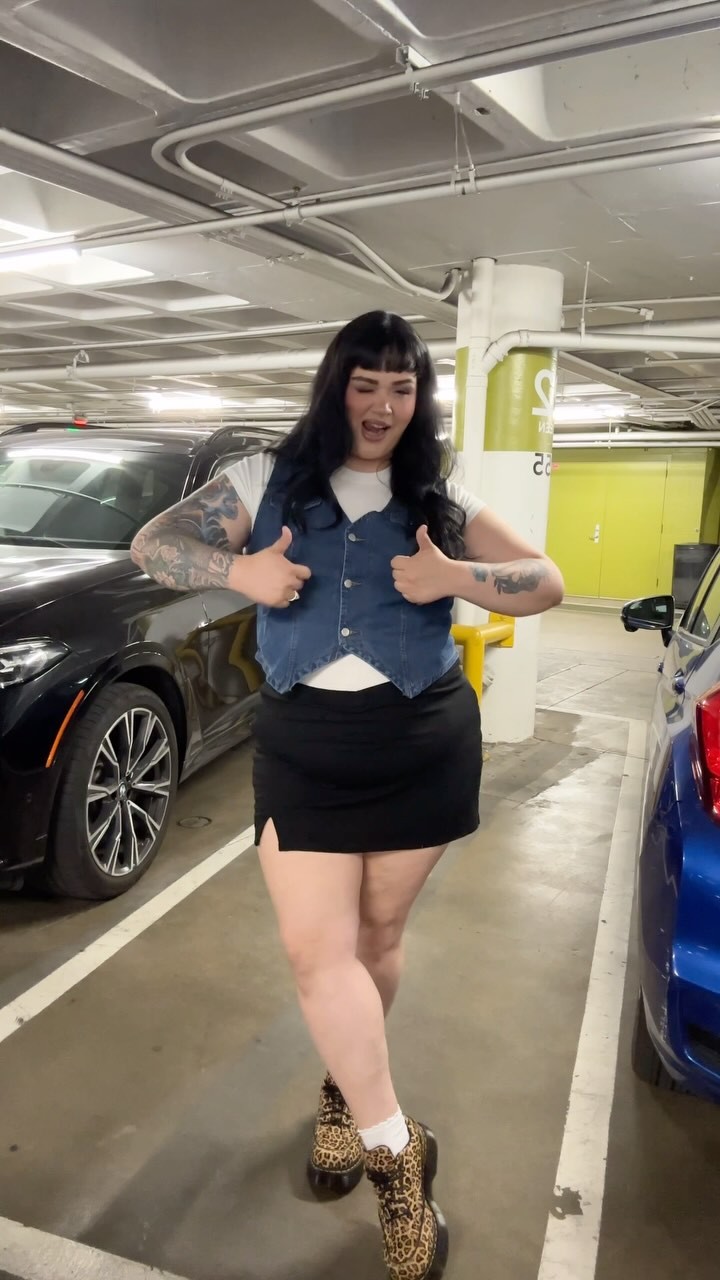 Instagram post by @themamalopez for Studs. Caption reads: Come with me to get new piercings! Thank you....