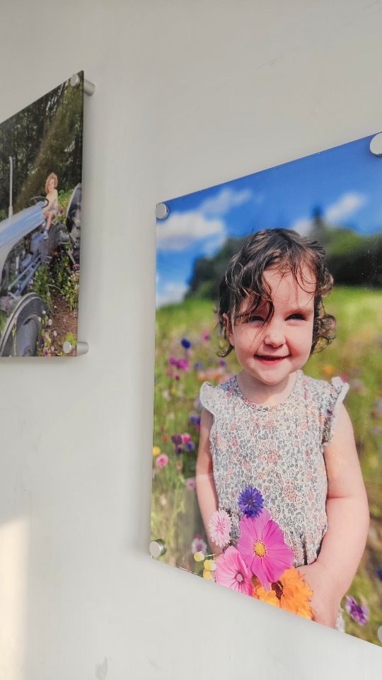 Instagram post by @jasminexlydia for Optimalprint. Caption reads: AD Memories that last a lifetime with....