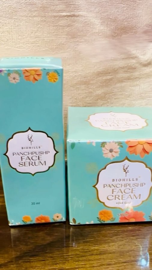 Instagram post by @aakanksha_rawat for Hobo.Video. Caption reads: Why to fear, when you have power of 5 flowers....