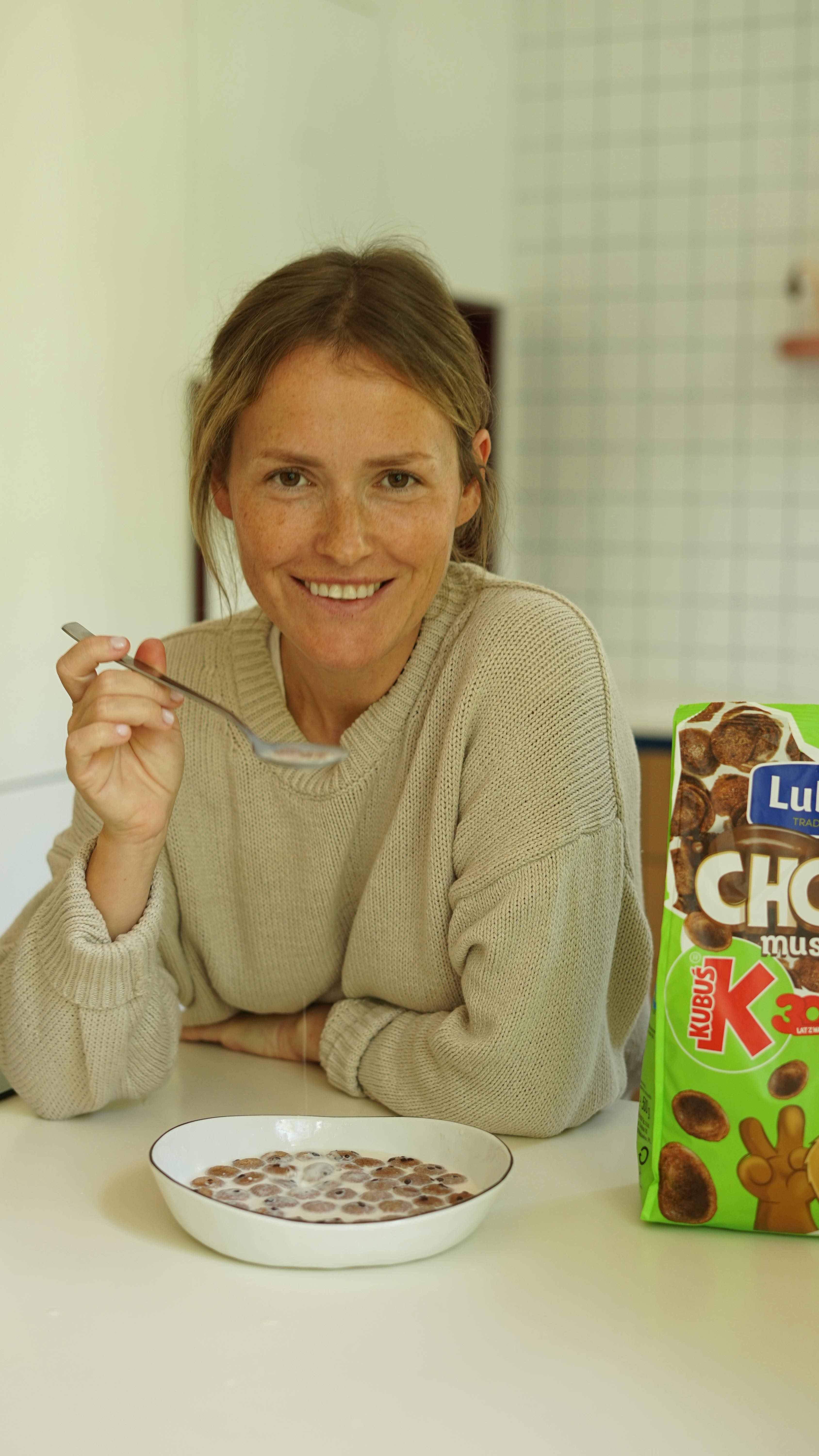 Instagram post by @tojafrycz for Lubella. Caption reads: •𝐫𝐞𝐤𝐥𝐚𝐦𝐚 

Nie mogę uwerzyć, że KUBUŚ ma....