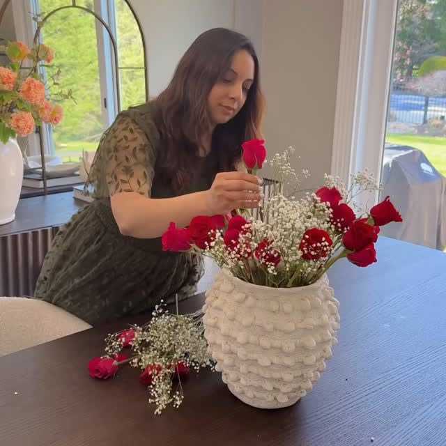 Instagram post by @apieceofmyglamhome for American Greetings. Caption reads: This Mother’s Day, send her something as beautiful....