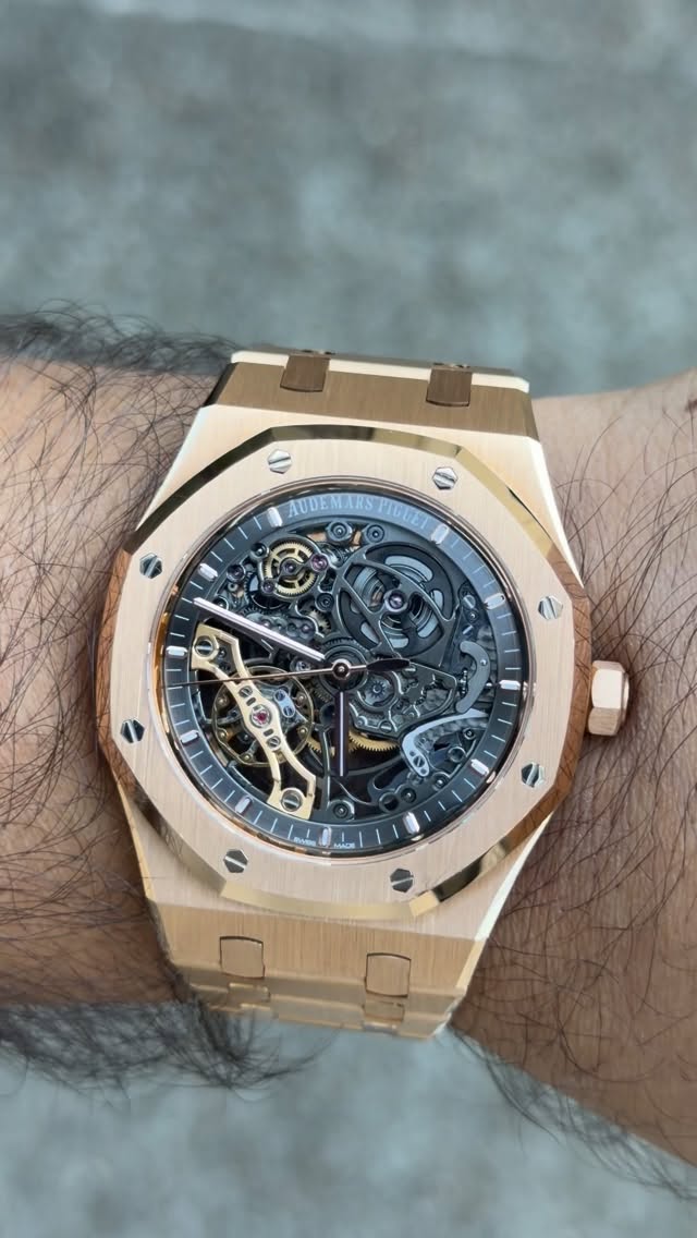 Instagram post by @samthejeweller for Audemars Piguet. Caption reads: The Discontinued Rose Gold @audemarspiguet Royal....