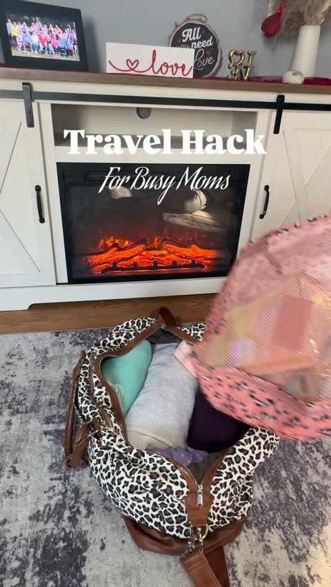 Instagram post by @sisters_simplysaving for Soocas Oral Care Management. Caption reads: ✈️🧳 COMMENT “TRAVEL” FOR THE LINK 🪥✨ Busy mom....