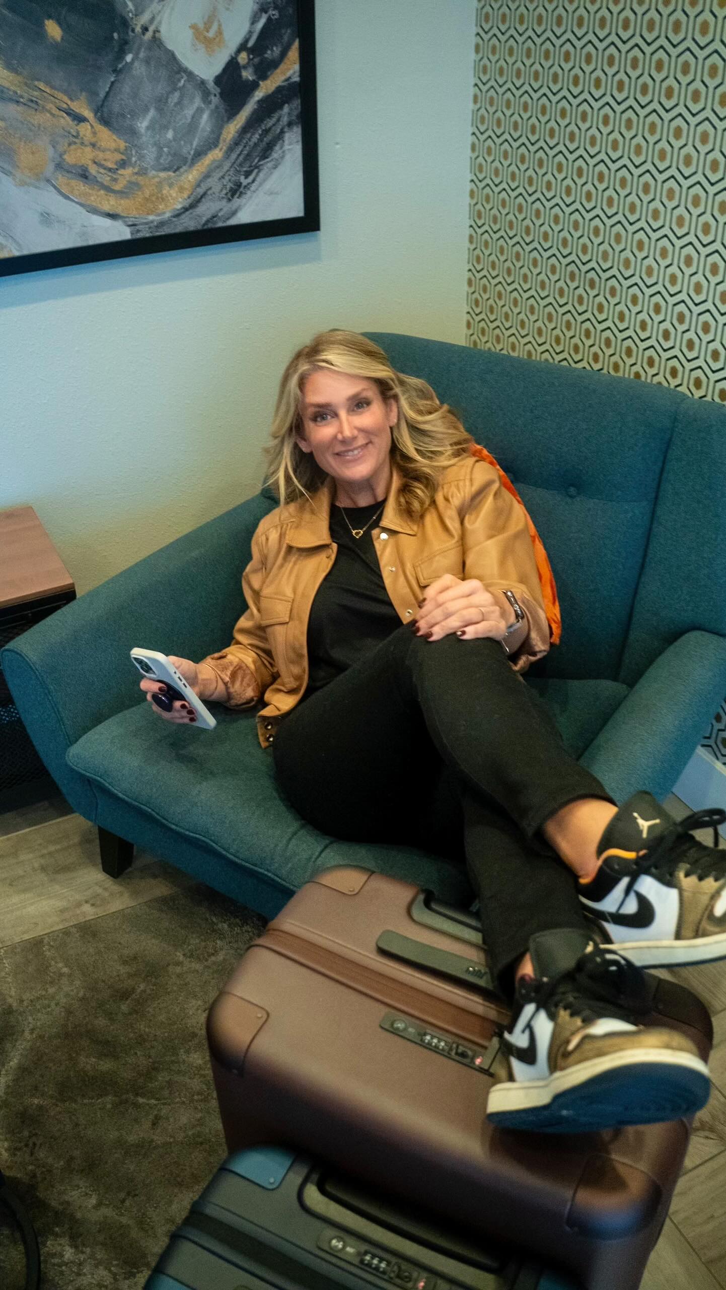 Instagram post by @askaconcierge for July. Caption reads: [...] Couldn’t be me. 😉

Meet CaseSafe™ by @july,....