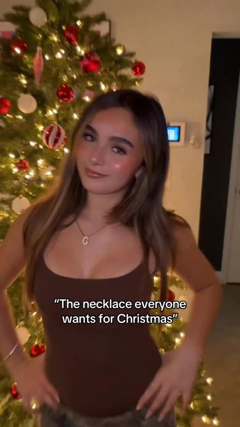 Instagram post by @giaflip10 for EVRY JEWELS. Caption reads: [...] your Christmas list, use code GIAROSE....