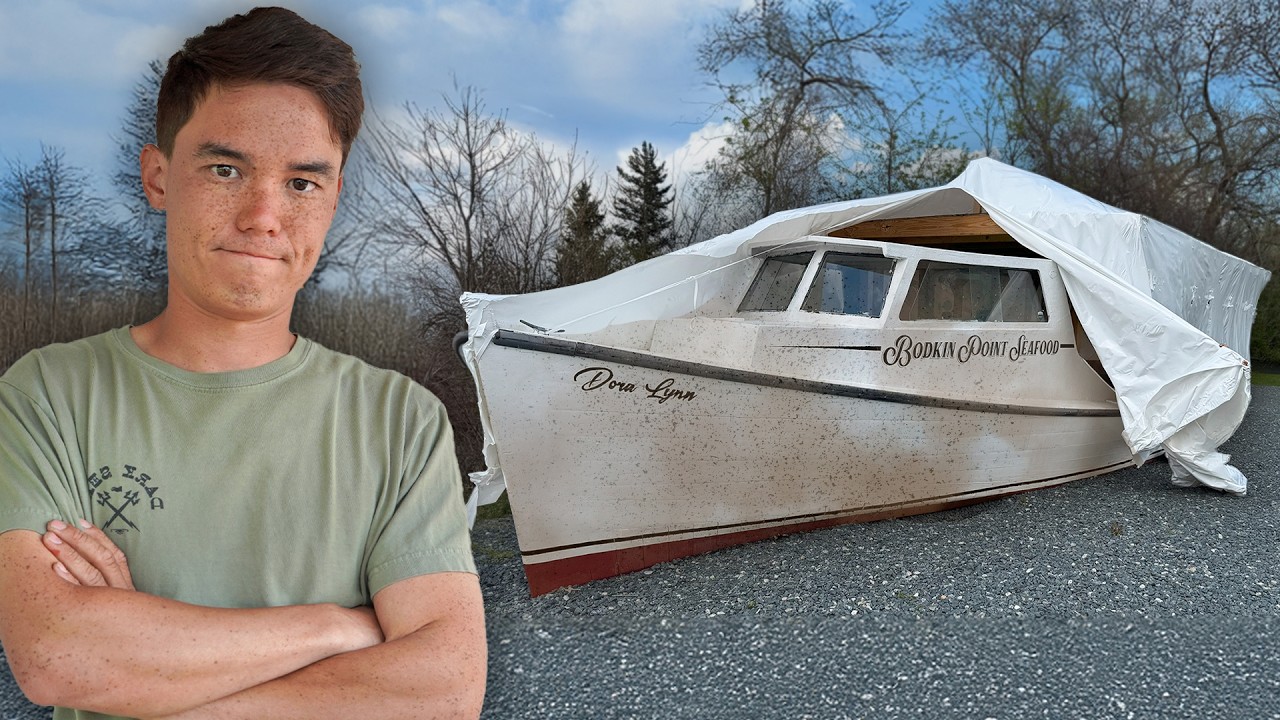 YouTube post by @fvsoutherngirl for Jimmy's Famous Seafood. Caption reads: Fixing everything WRONG with my crab stand.