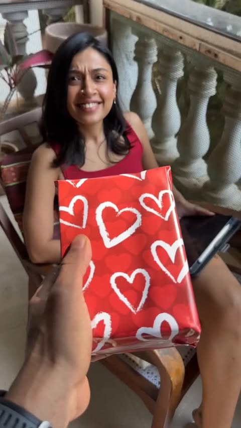 Instagram post by @leavesakshialone for MyMuse. Caption reads: [...] 🤭 clearly ‘we’ had too much fun with....