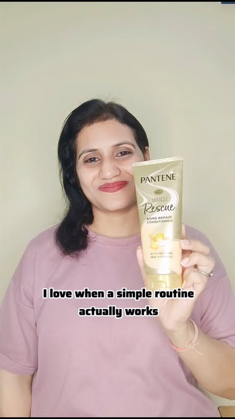 Instagram post by @the_alka_sharma for The Hype. Caption reads: [...] story 💁‍♀️ #AD #pantenebondrepair #thehype....