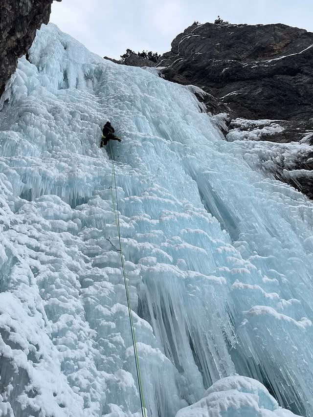Instagram post by @aarondurogati for SALEWA. Caption reads: [...] 🪂Bantam2 🏔 #Paragliding 🎯 @salewa....