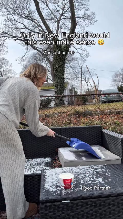 Instagram post by @everydaymaggie for Hood. Caption reads: #HoodPartner Is it just me or is the narrator a....