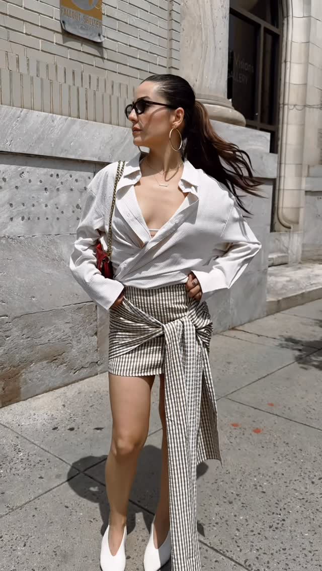 Instagram post by @silagunce for VICI COLLECTION. Caption reads: Serving looks, not just wearing them 😏✨
Styled....