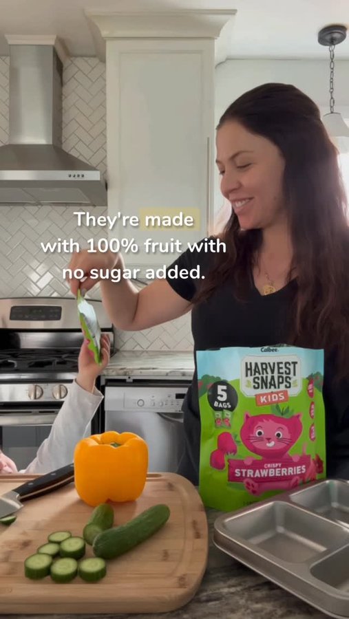 Instagram post by @deannadahlinger for Harvest Snaps. Caption reads: Happy Healthy Kids Day! 🎉 As a dietitian and a....