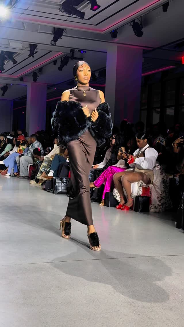 Instagram post by @notjustanybody__ for Denman Brush. Caption reads: [...] Sponsored by: @mielleorganics @denmanbrush....