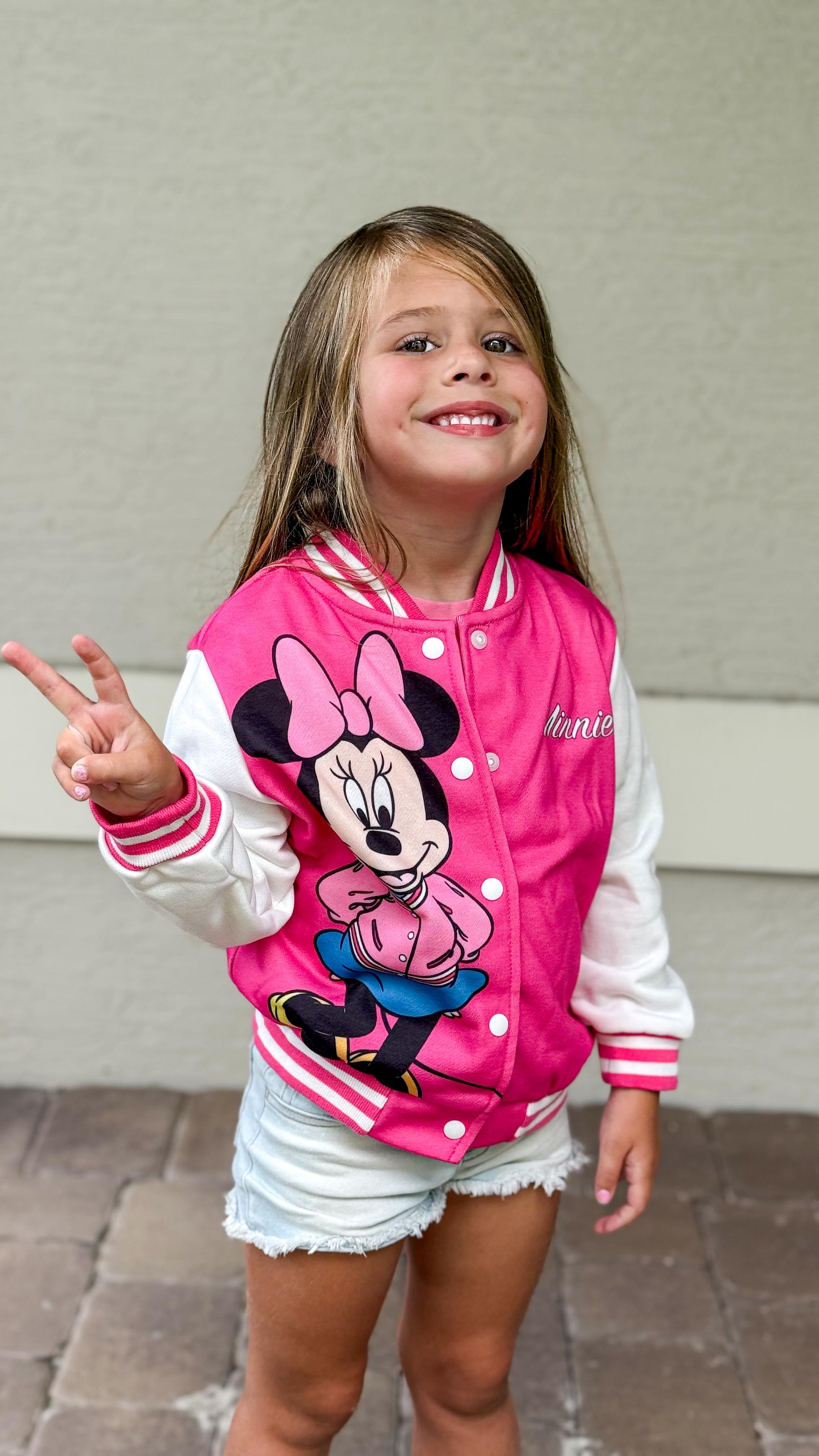 Instagram post by @raisingthepays for PatPat. Caption reads: [...] to get this jacket from @patpat_clothing .....